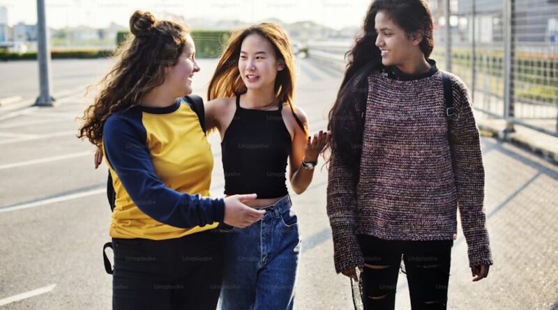 Navigating Adolescence: How Revolve Psychology Supports Mental Health in Teens