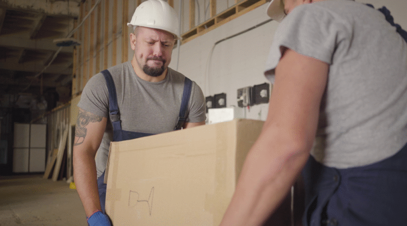 Local Removal vs Interstate Removalist Services: What You Should Know