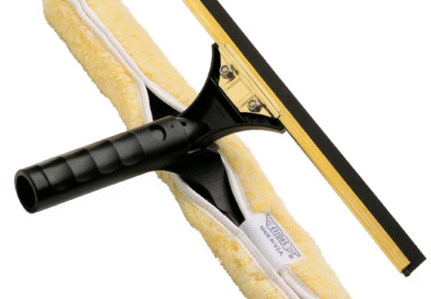 Professional Results at Home: Choosing the Right Window Cleaning Tools